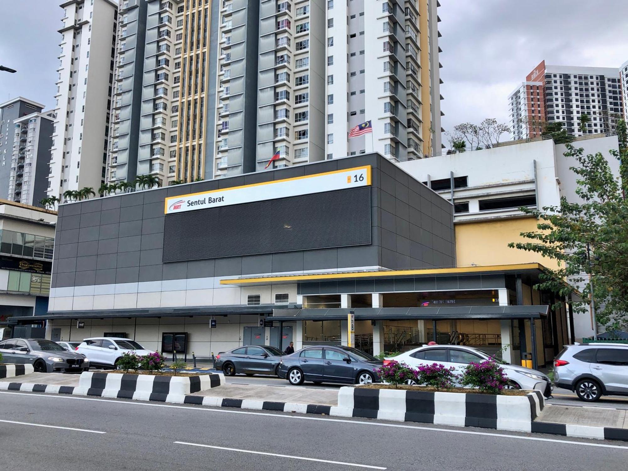 Monkey Mansion Signature Kuala Lumpur Exterior photo